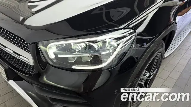 Mercedes-Benz GLC-Class 2022 — Photo 17/34