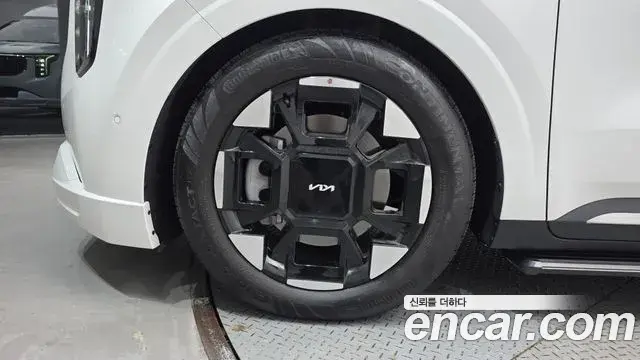 Kia Carnival 2026 — ფოტო 17/33