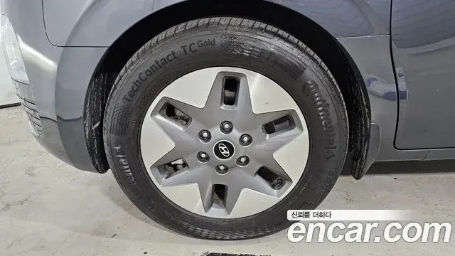 Hyundai Staria 2021 — Фото 5/20