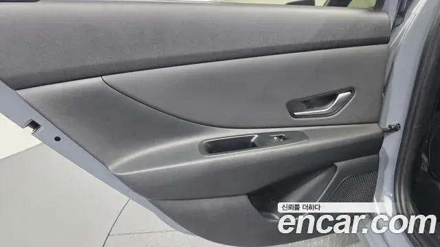 Hyundai The New Avante Hybrid 2021 — ფოტო 27/30