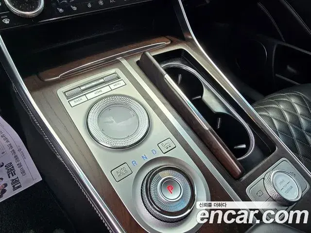 Genesis GV80 2020 — Photo 6/19