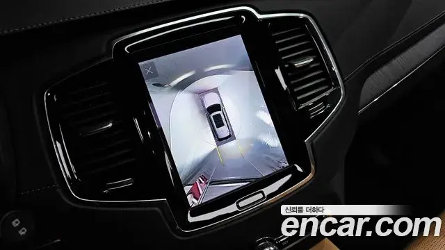 Volvo XC90 2023 — Фото 16/20