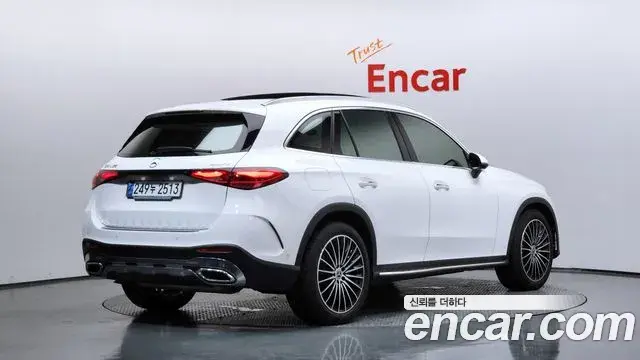 Mercedes-Benz GLC-Class 2025 — Фото 2/20