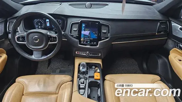 Volvo XC90 2021 — Фото 7/20