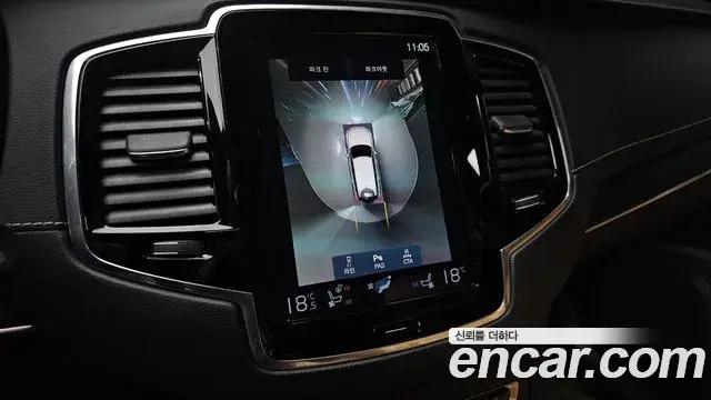 Volvo XC90 2021 — Фото 16/20