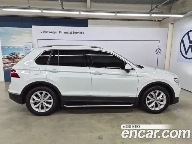 Volkswagen Tiguan 2020 — Фото 19/20