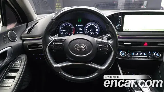Hyundai Sonata 2019 — Фото 13/20