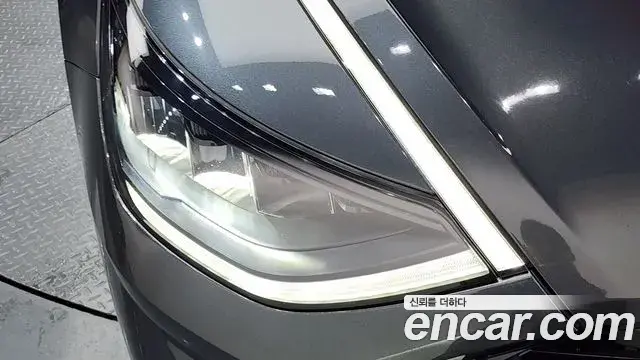 Hyundai Sonata Hybrid 2021 — Photo 4/30