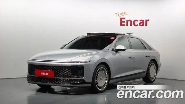 Hyundai Grandeur Hybrid 2023 — ფოტო 18/20