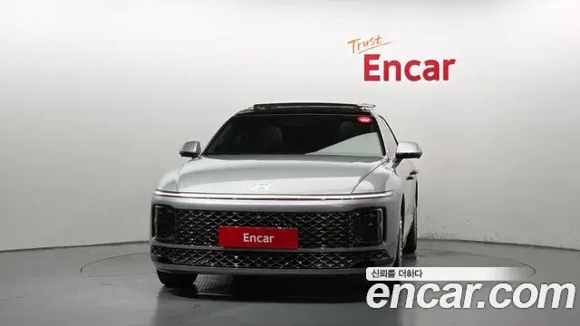 Hyundai Grandeur Hybrid 2023 — ფოტო 15/20