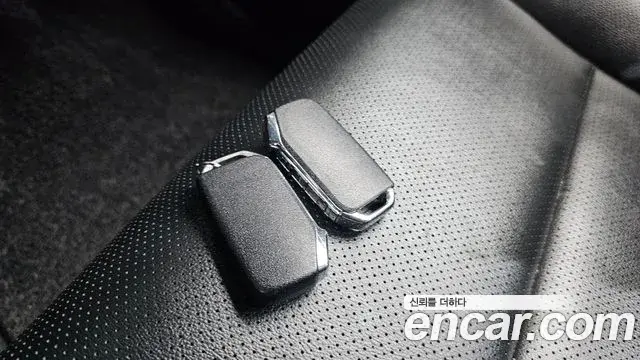 Kia Sportage The Bold 2021 — Фото 15/20