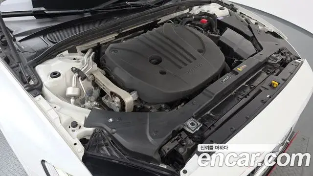Volvo S60 2021 — ფოტო 12/36