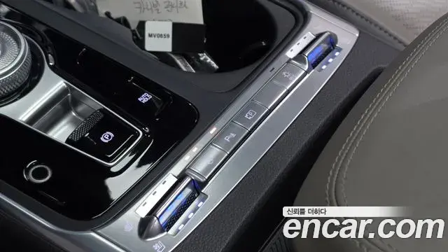 Kia Carnival 2025 — ფოტო 18/35