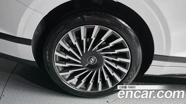 Hyundai Grandeur Hybrid 2025 — ფოტო 20/38