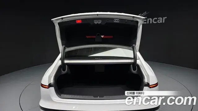 Hyundai Grandeur Hybrid 2025 — ფოტო 8/38