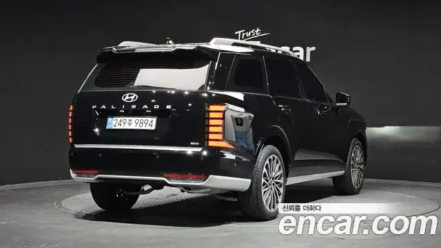 Hyundai Palisade 2025 — Photo 2/20