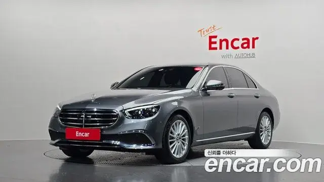 Mercedes-Benz E-Class 2022 — ფოტო 6/32