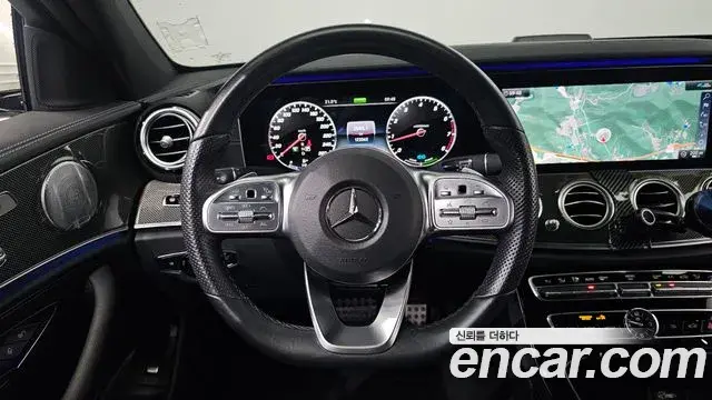Mercedes-Benz E-Class 2020 — Фото 14/20