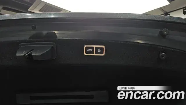 Genesis G80 2021 — Photo 2/20