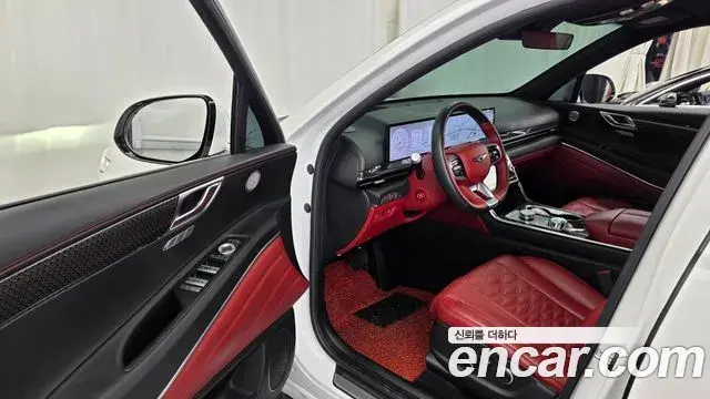 Genesis GV80 Coupe 2023 — Фото 10/20