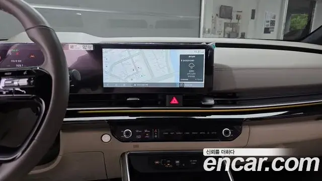 Kia Carnival 2025 — ფოტო 4/36