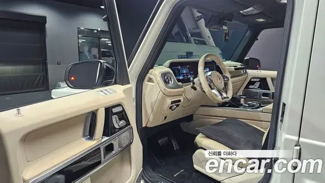 Mercedes-Benz G-Class 2021 — Şəkil 17/20