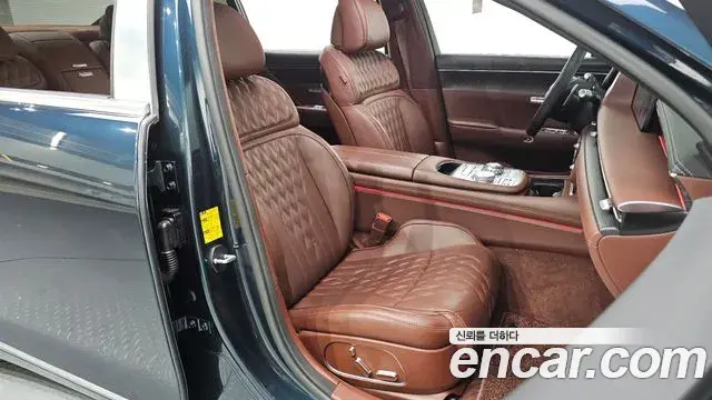 Genesis G90 2022 — Şəkil 14/33