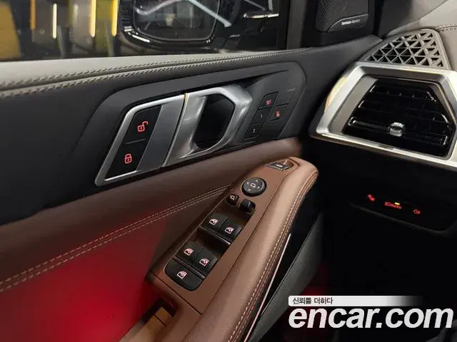 BMW X5 2025 — Photo 9/13