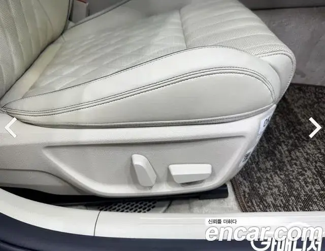 Genesis G70 2021 — ფოტო 20/20