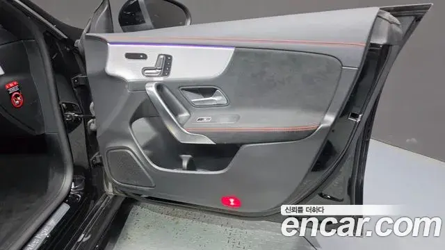 Mercedes-Benz CLA-Class 2020 — Photo 20/31