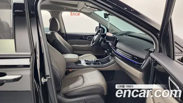 Kia Carnival 2024 — Şəkil 40/40