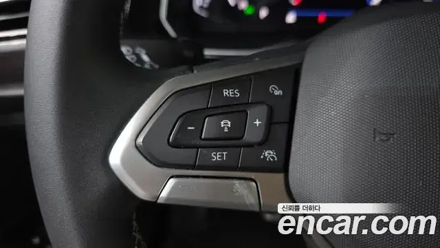 Volkswagen Jetta 2022 — Photo 26/32