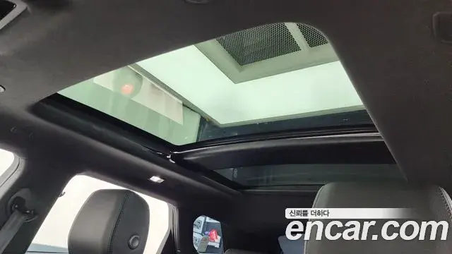 Land Rover Range Rover Evoque 2024 — Photo 18/20