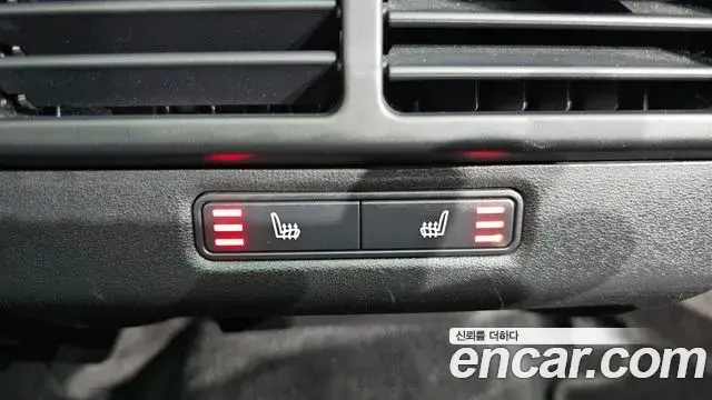 Land Rover Range Rover Evoque 2019 — Фото 20/20