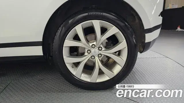 Land Rover Range Rover Evoque 2019 — Şəkil 2/31