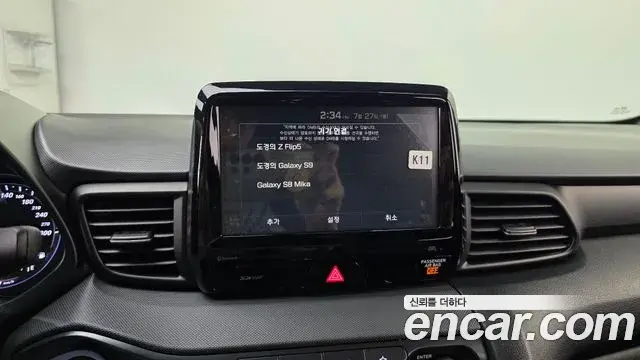 Hyundai Veloster 2019 — ფოტო 30/32