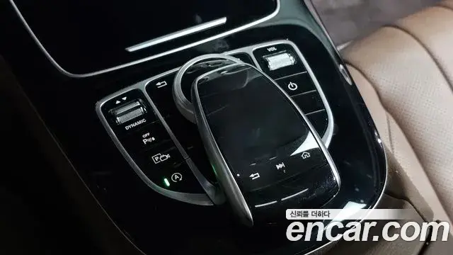 Mercedes-Benz E-Class 2018 — Фото 17/20