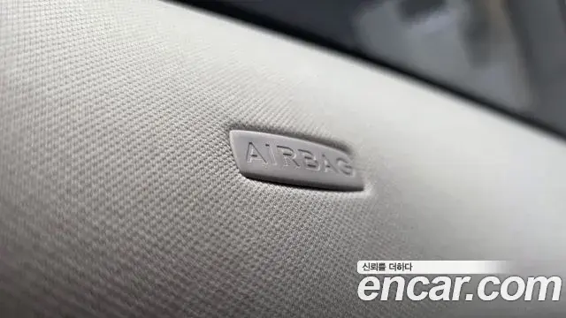 Land Rover Range Rover Evoque 2022 — Şəkil 36/38