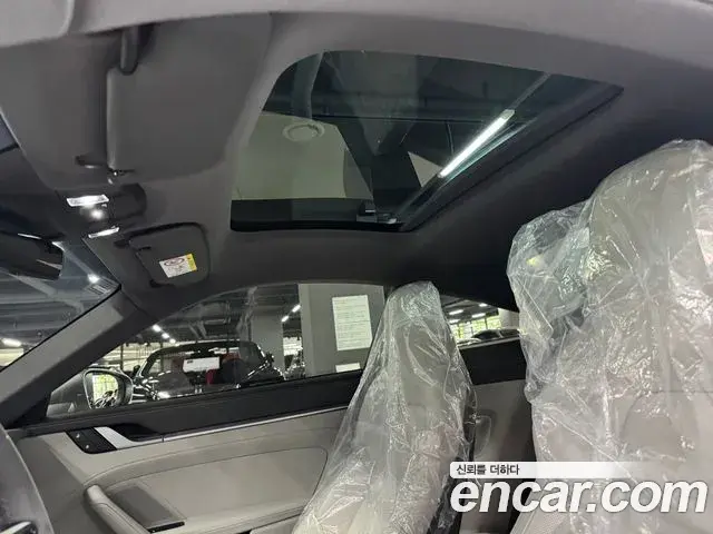 Porsche 911 2024 — Photo 3/16