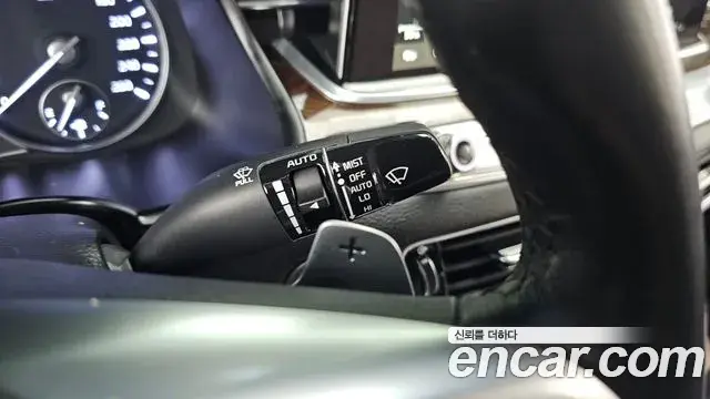 Kia The K9 2018 — ფოტო 26/32