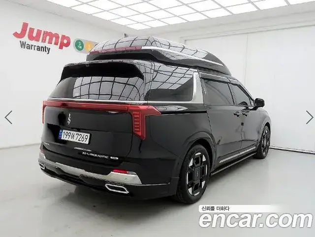 Kia Carnival 2024 — ფოტო 13/20