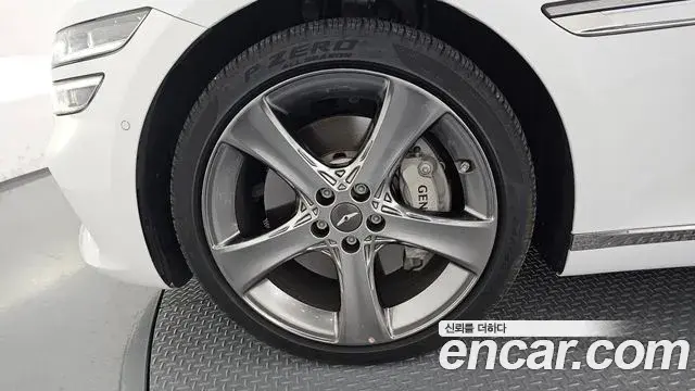 Genesis G80 2024 — Photo 13/31