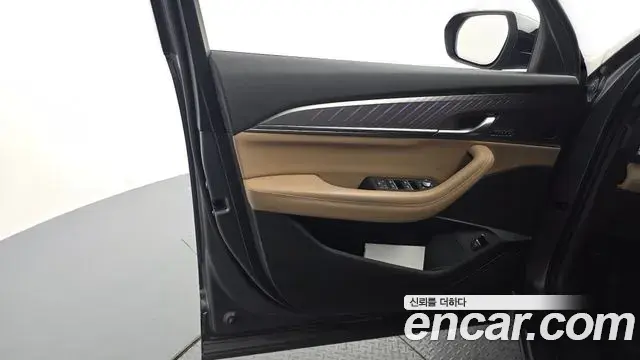 Renault Samsung Grand Koleos 2025 — Photo 25/37