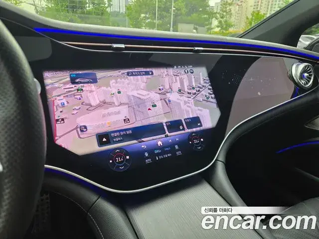 Mercedes-Benz EQS 2023 — Photo 11/17
