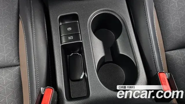 Kia Seltos 2022 — Şəkil 36/38