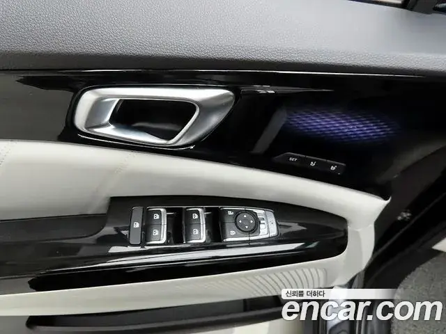 Kia Carnival 2022 — Фото 11/20
