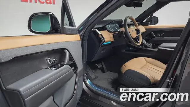 Land Rover Range Rover Sport 2025 — Photo 26/34