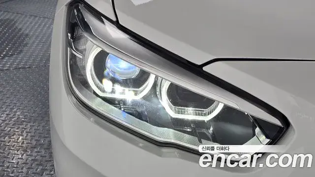 BMW 1 Series 2018 — ფოტო 3/31