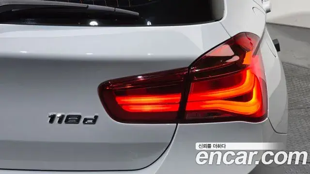 BMW 1 Series 2018 — ფოტო 22/31