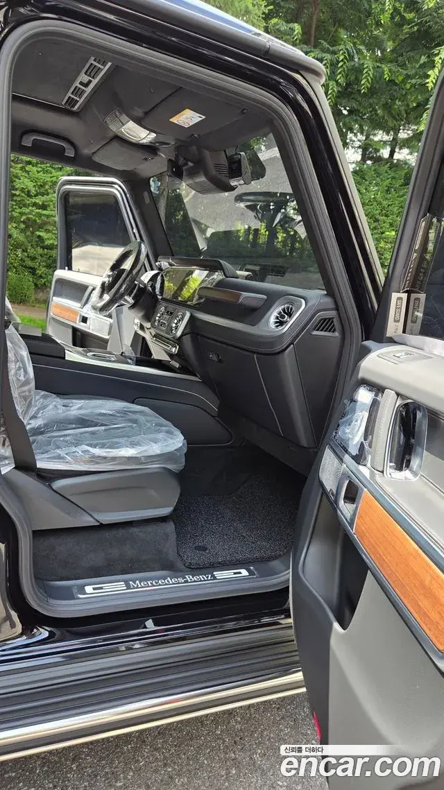 Mercedes-Benz G-Class 2026 — Фото 12/15